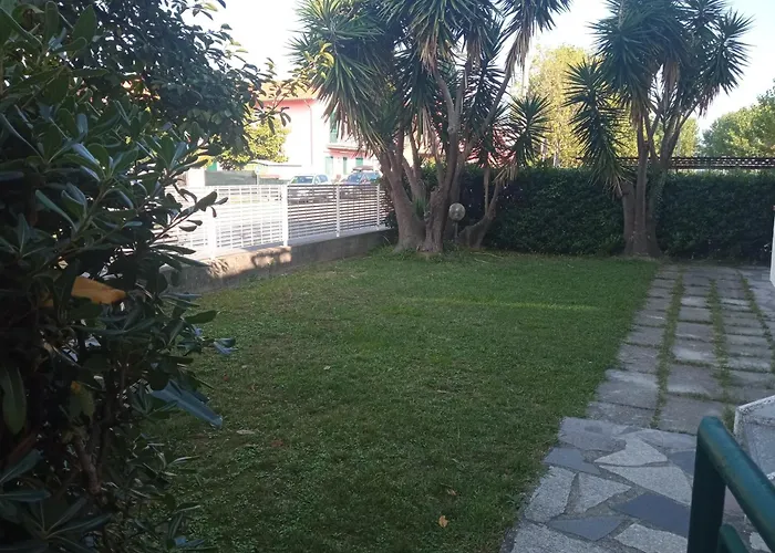 Appartamenti Fiumaretta Mt 200 Dalla Spiaggia