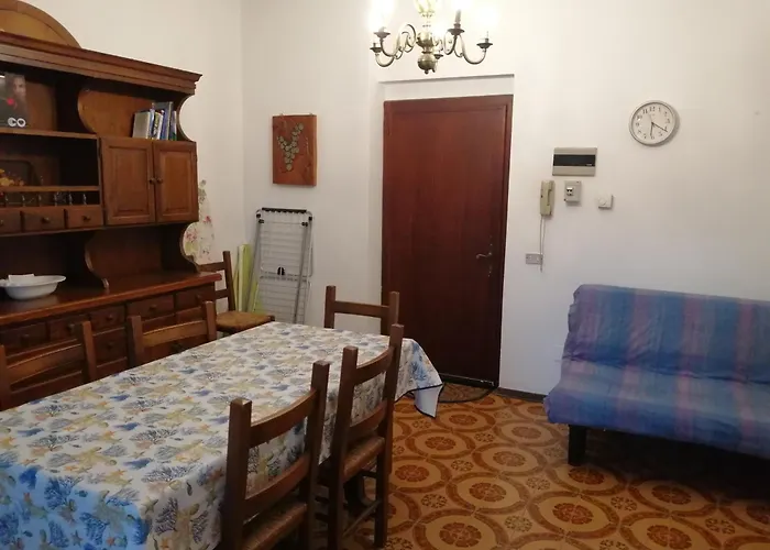 Appartamenti Fiumaretta Mt 200 Dalla Spiaggia